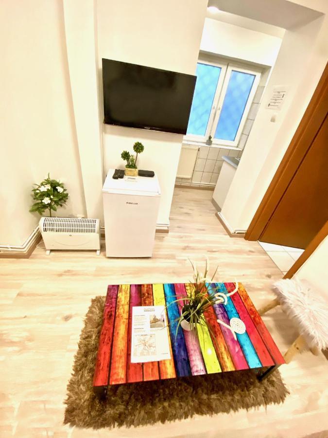 Modern Old Town Central Apartment Bucharest Exterior photo