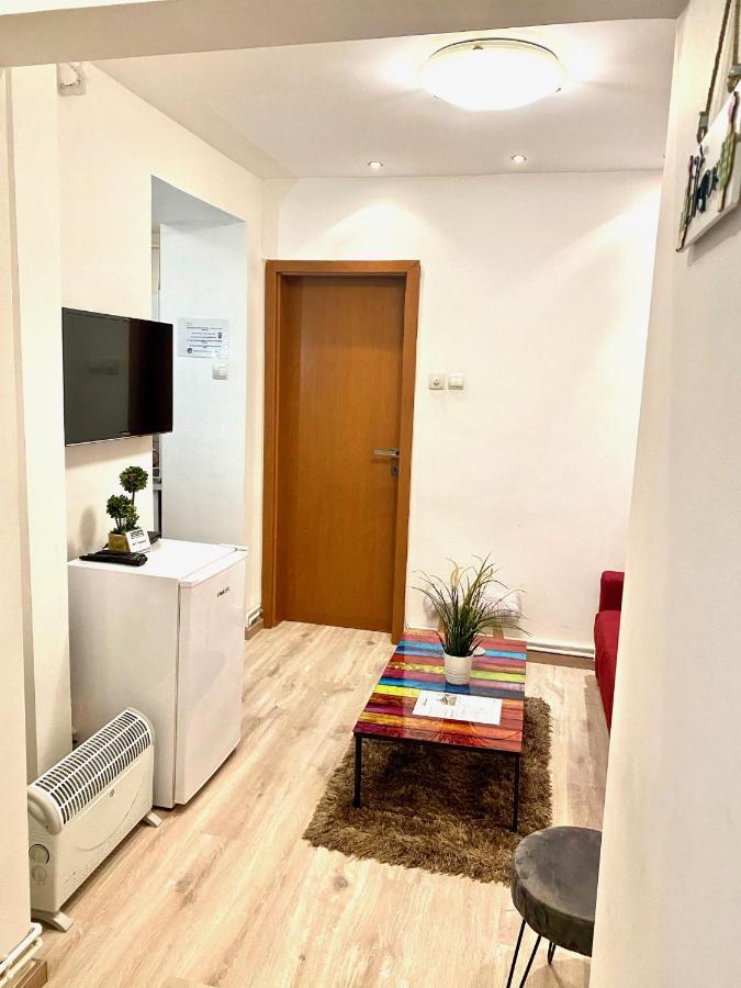 Modern Old Town Central Apartment Bucharest Exterior photo
